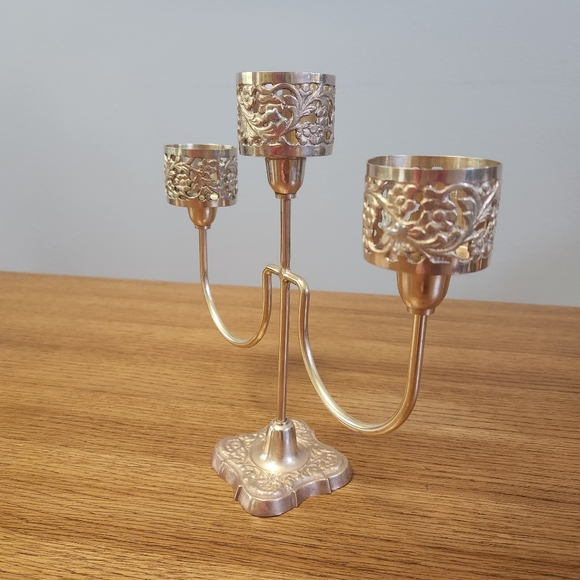 Vintage MCM Brass Floral 3 Arm Candle Holder Candelabra - Picture 2 of 11